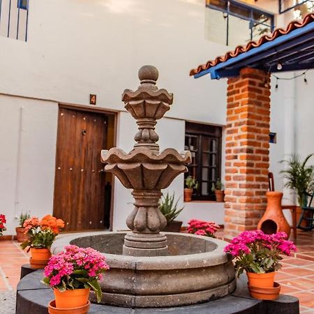 Casa De Hospedaje -La Abadia De San Pedro Guadalajara Esterno foto