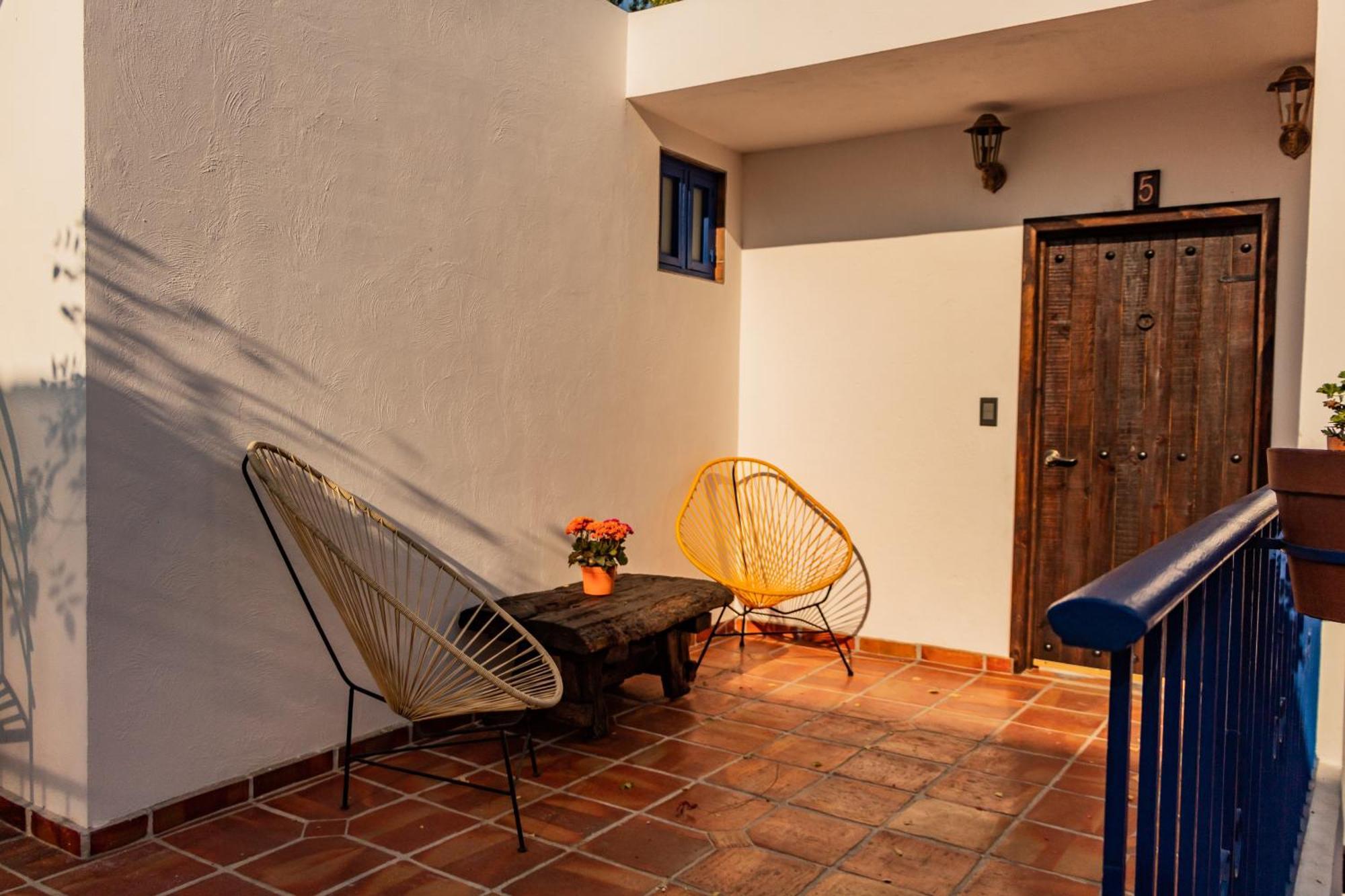 Casa De Hospedaje -La Abadia De San Pedro Guadalajara Esterno foto